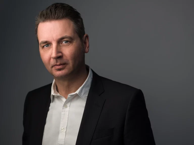 Portrait von Jörg Zietemann, Bürgermeister von Rathenow, fotografiert von Karoline Wolf